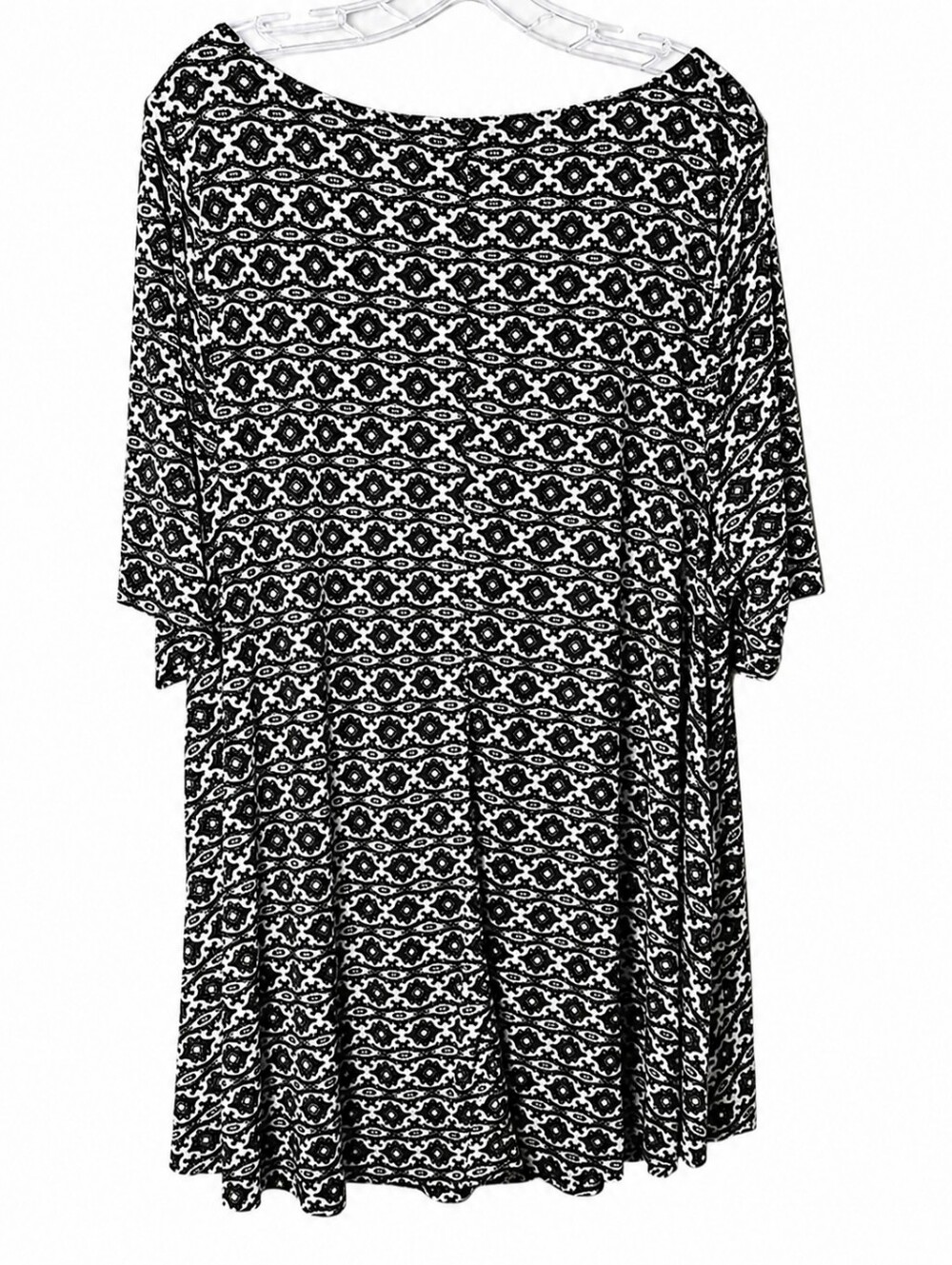 Lane Bryant Size 22/24 Plus Size Swing Tunic Top Black White Geometric Stretch - Picture 4 of 12